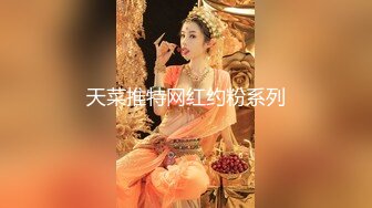 00后美娇妻娃娃脸跟小哥大秀啪啪直播给狼友看，让小哥吃奶舔逼，乳交深喉草嘴，多体位蹂躏抽插浪叫呻吟不止