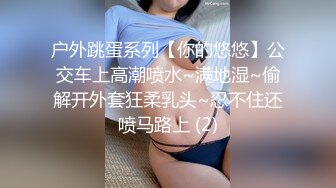 主题酒店霓虹灯房摄像头偷拍眼镜男和骚女情妇厮混激情中老婆来微信视频查岗直接拒接视频